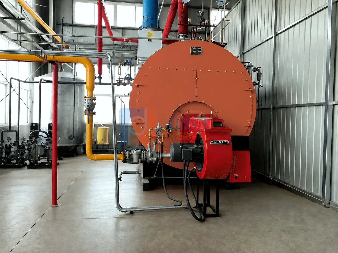 Instalación de quemador y tren de combustible de una caldera WNS Instalación de quemador y tren de combustible de una caldera WNS